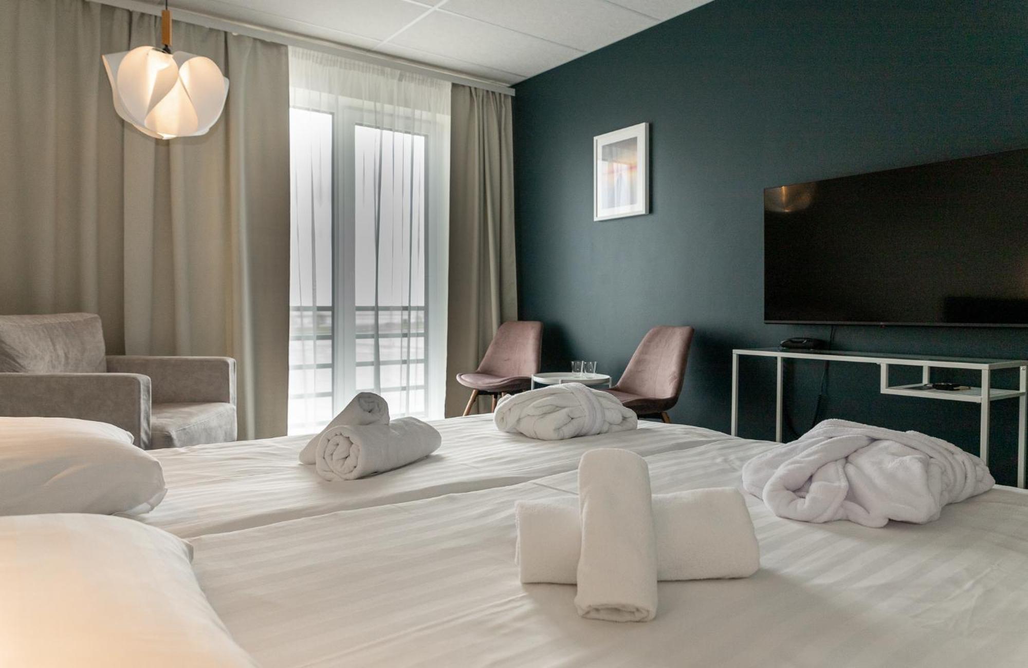Meri Seaside Hotel & Spa Kuressaare Bagian luar foto