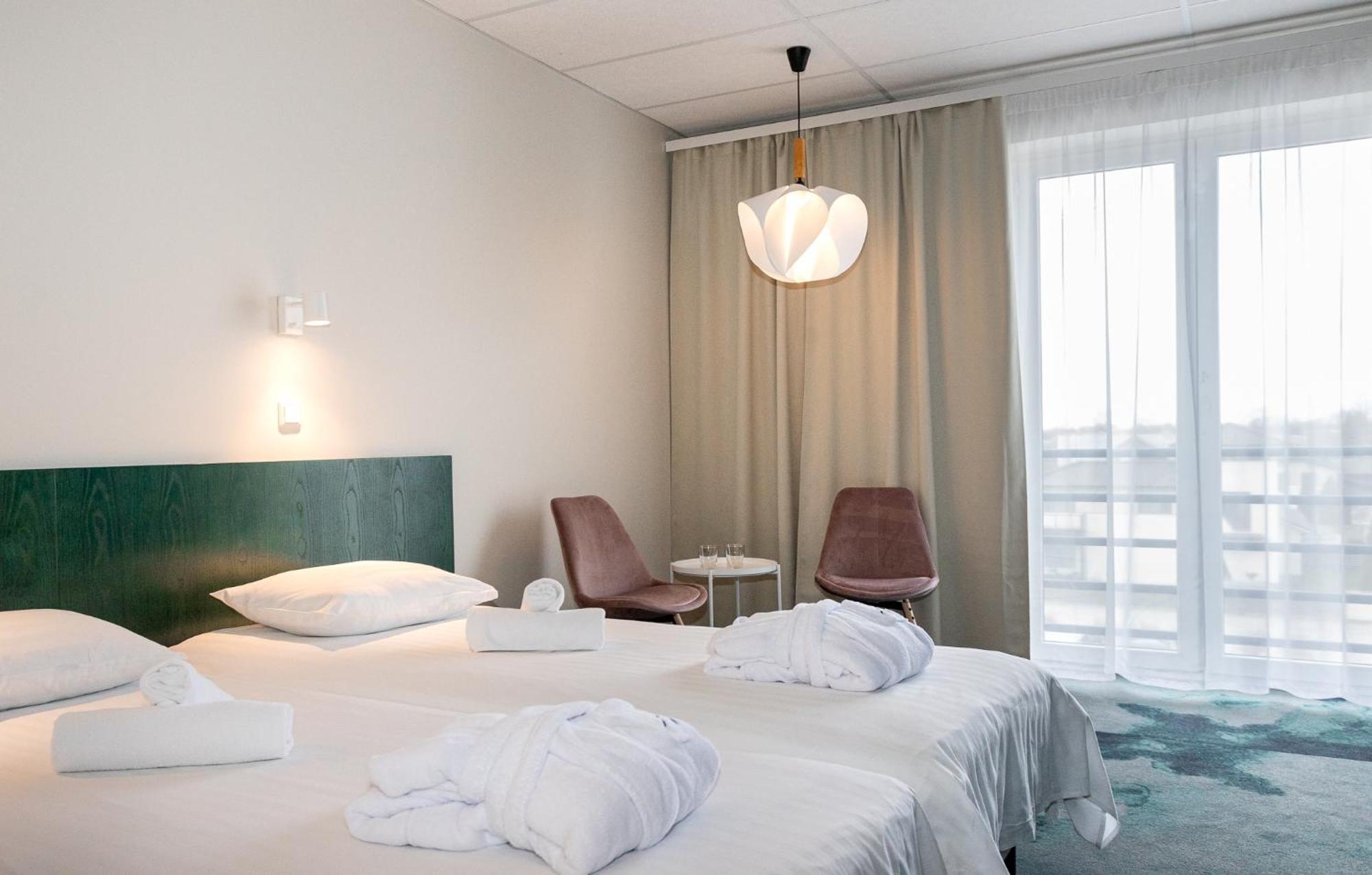 Meri Seaside Hotel & Spa Kuressaare Bagian luar foto