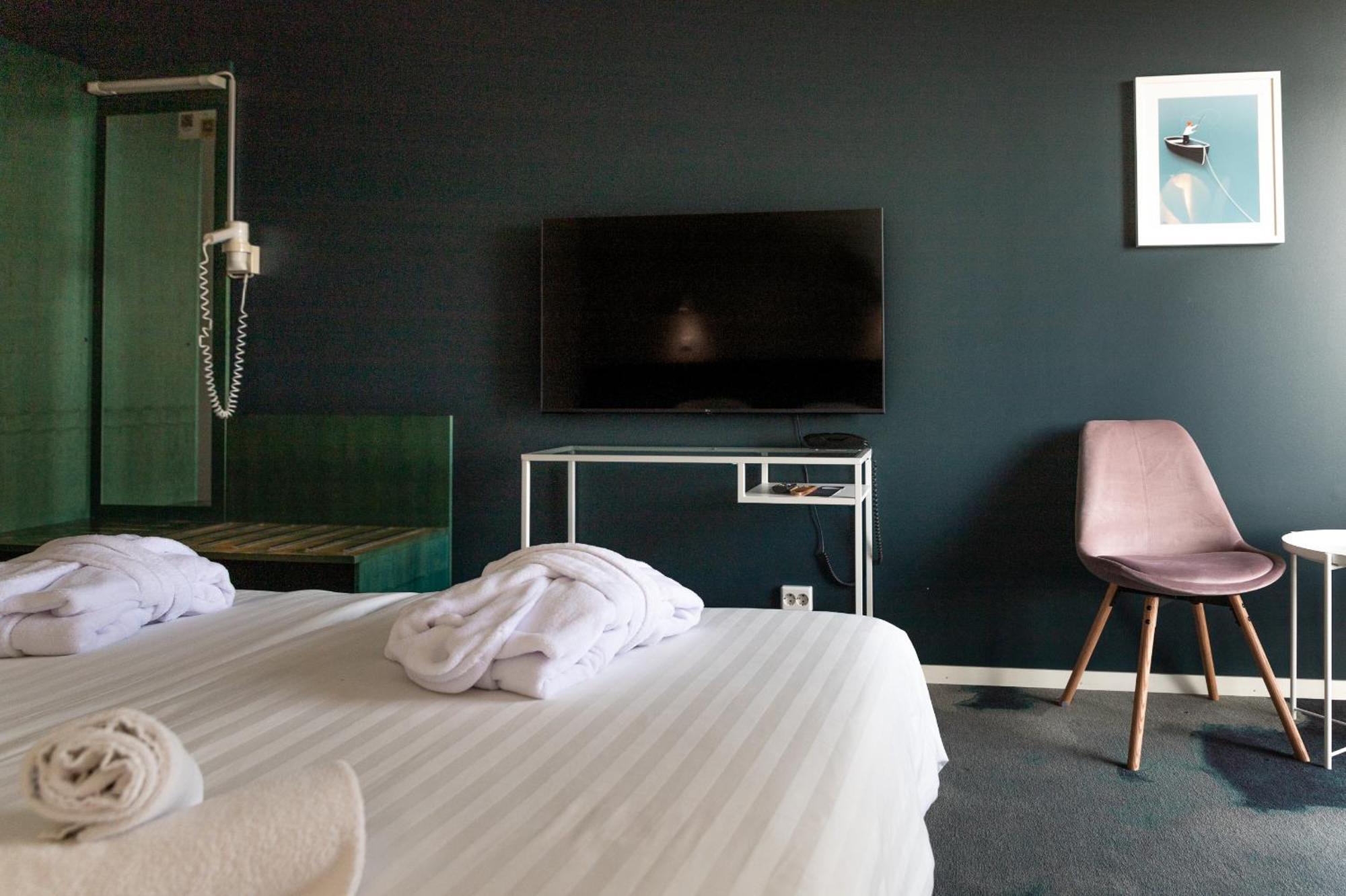 Meri Seaside Hotel & Spa Kuressaare Bagian luar foto